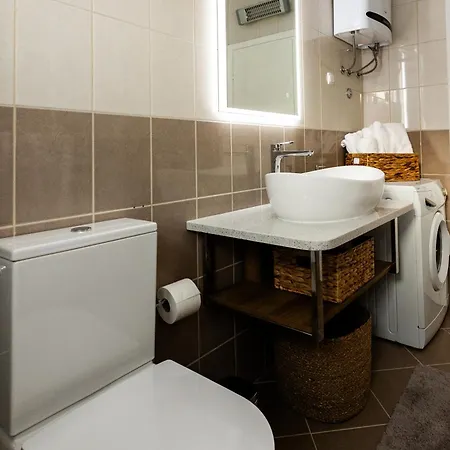 Lucija Appartement *