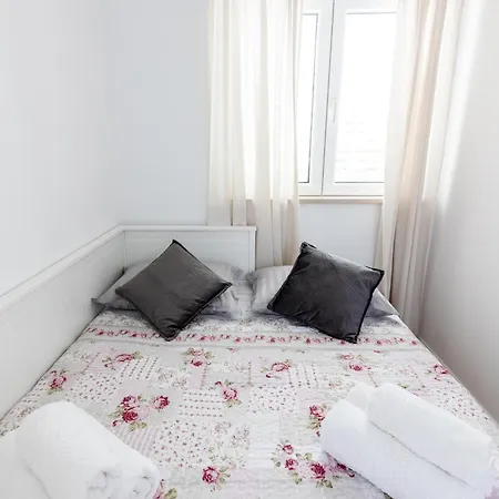 Lucija Apartament *